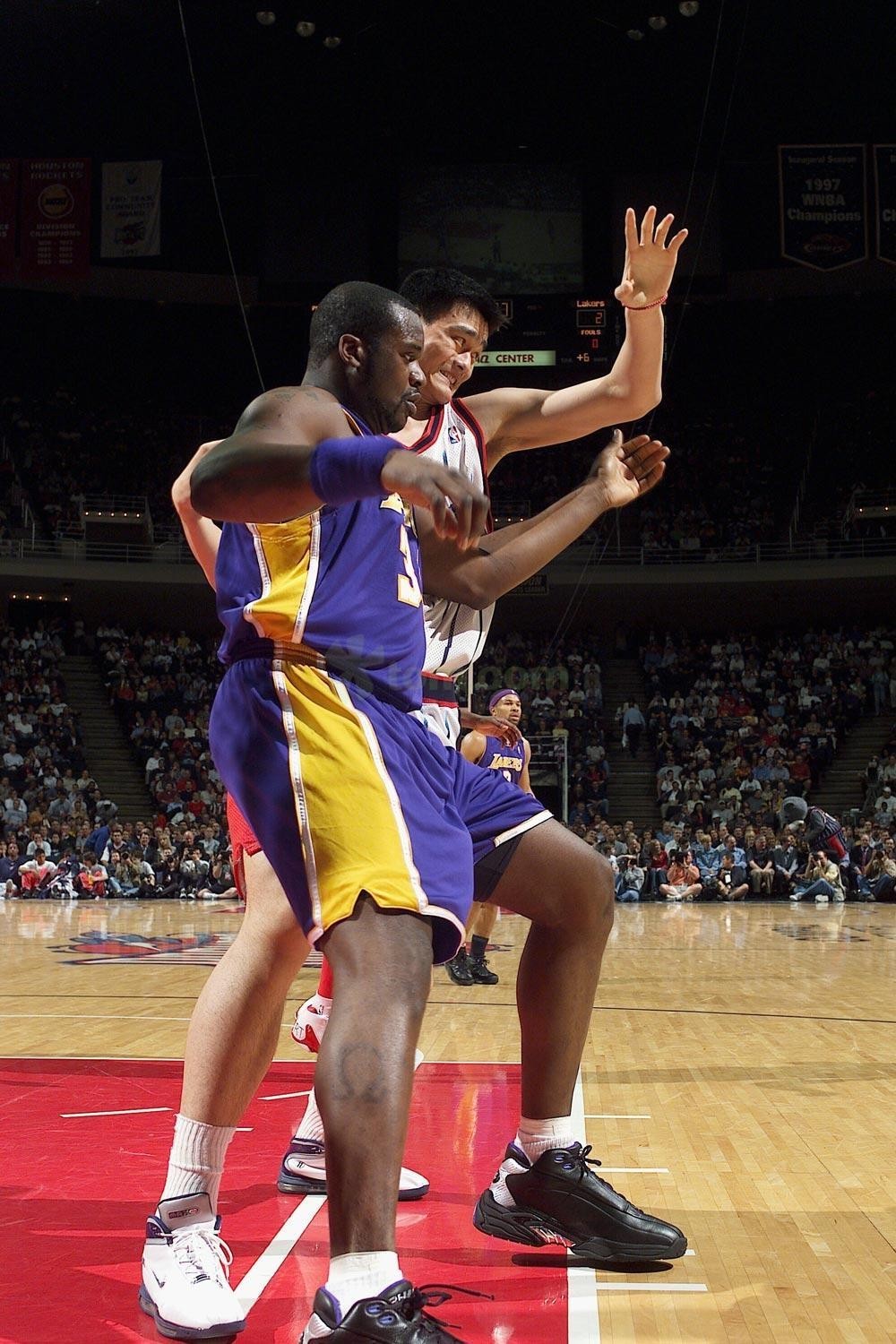 边后卫身后 边后卫身后