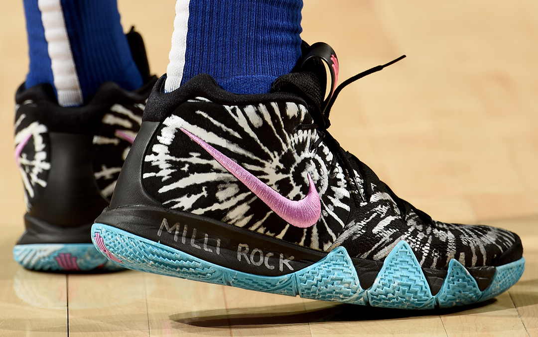 边路持球推 边路持球推